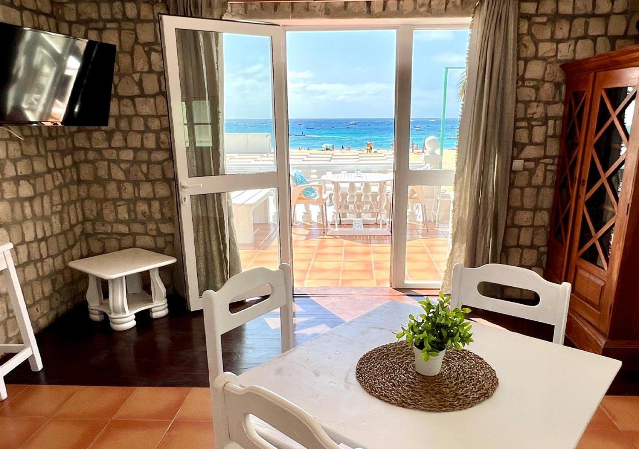 Vista Mar - Seafront Holiday Apartments Santa Maria Bagian luar foto