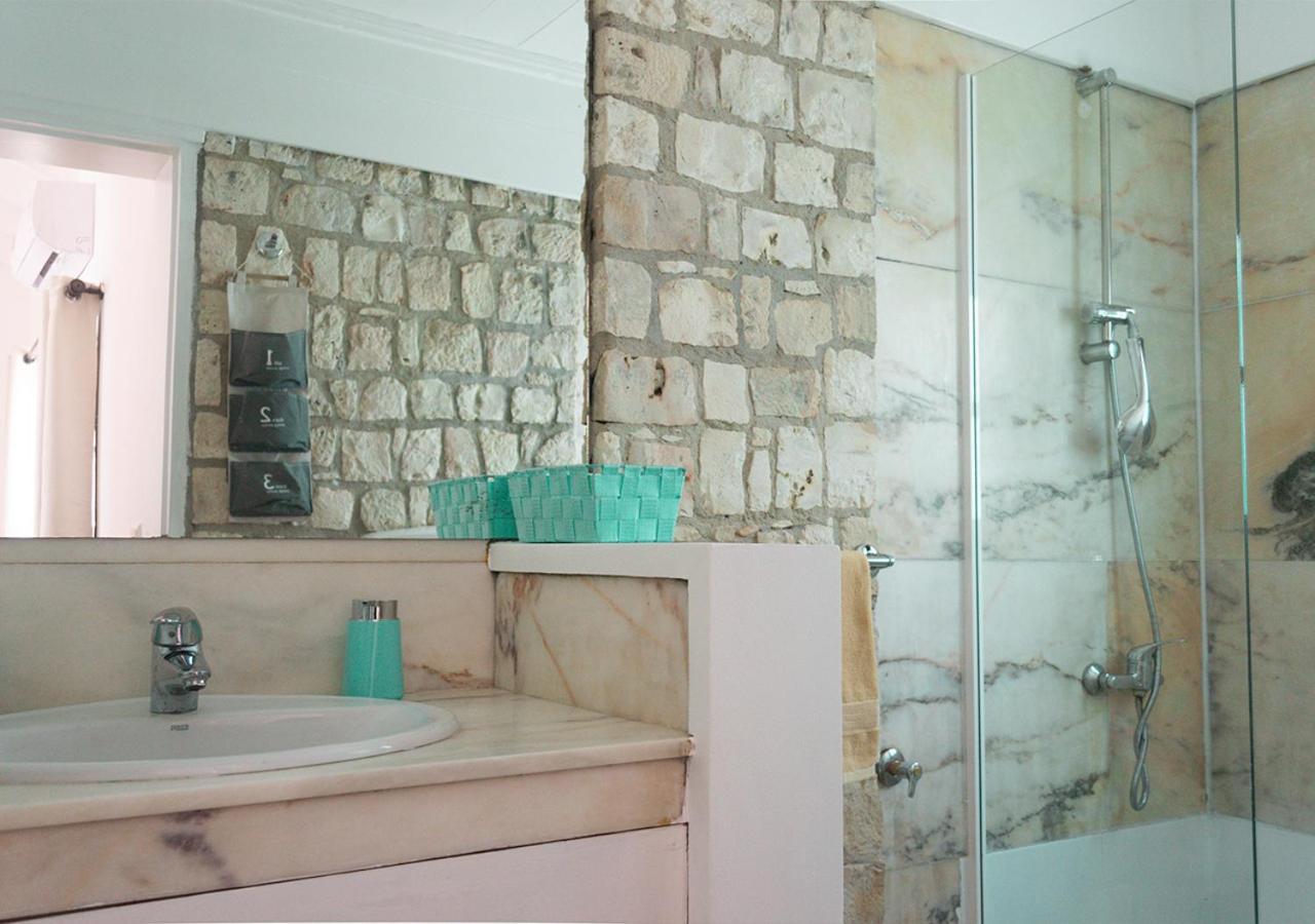 Vista Mar - Seafront Holiday Apartments Santa Maria Bagian luar foto