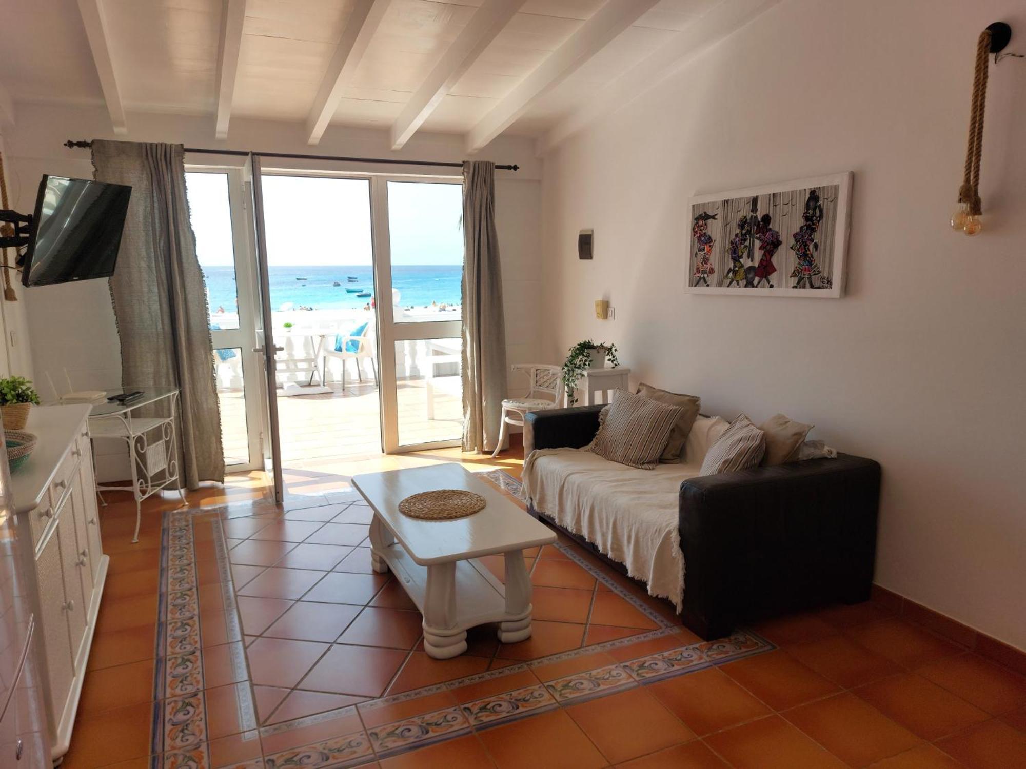 Vista Mar - Seafront Holiday Apartments Santa Maria Bagian luar foto